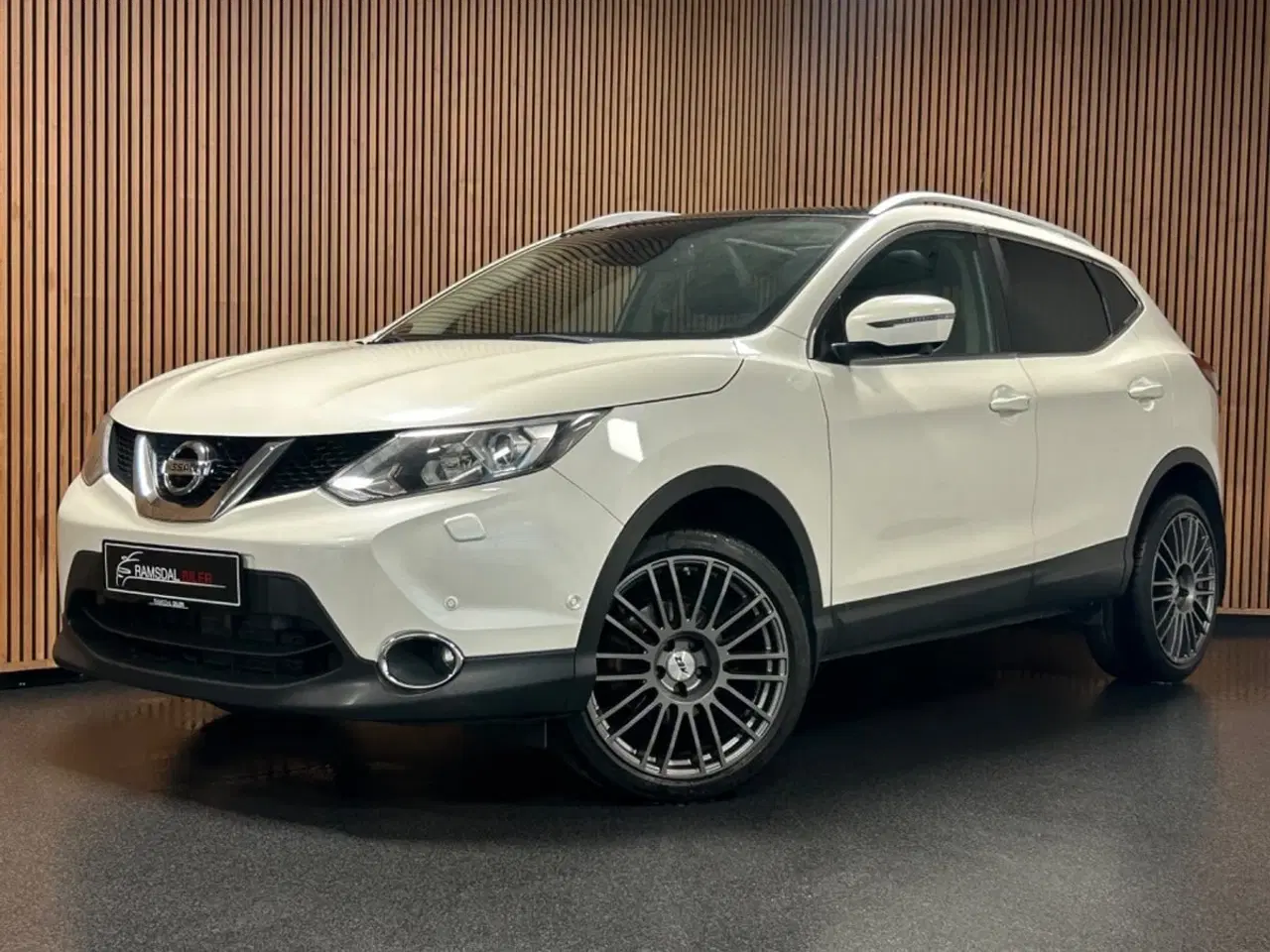 Billede 1 - Nissan Qashqai 1,2 Dig-T 115 Tekna X-tr.