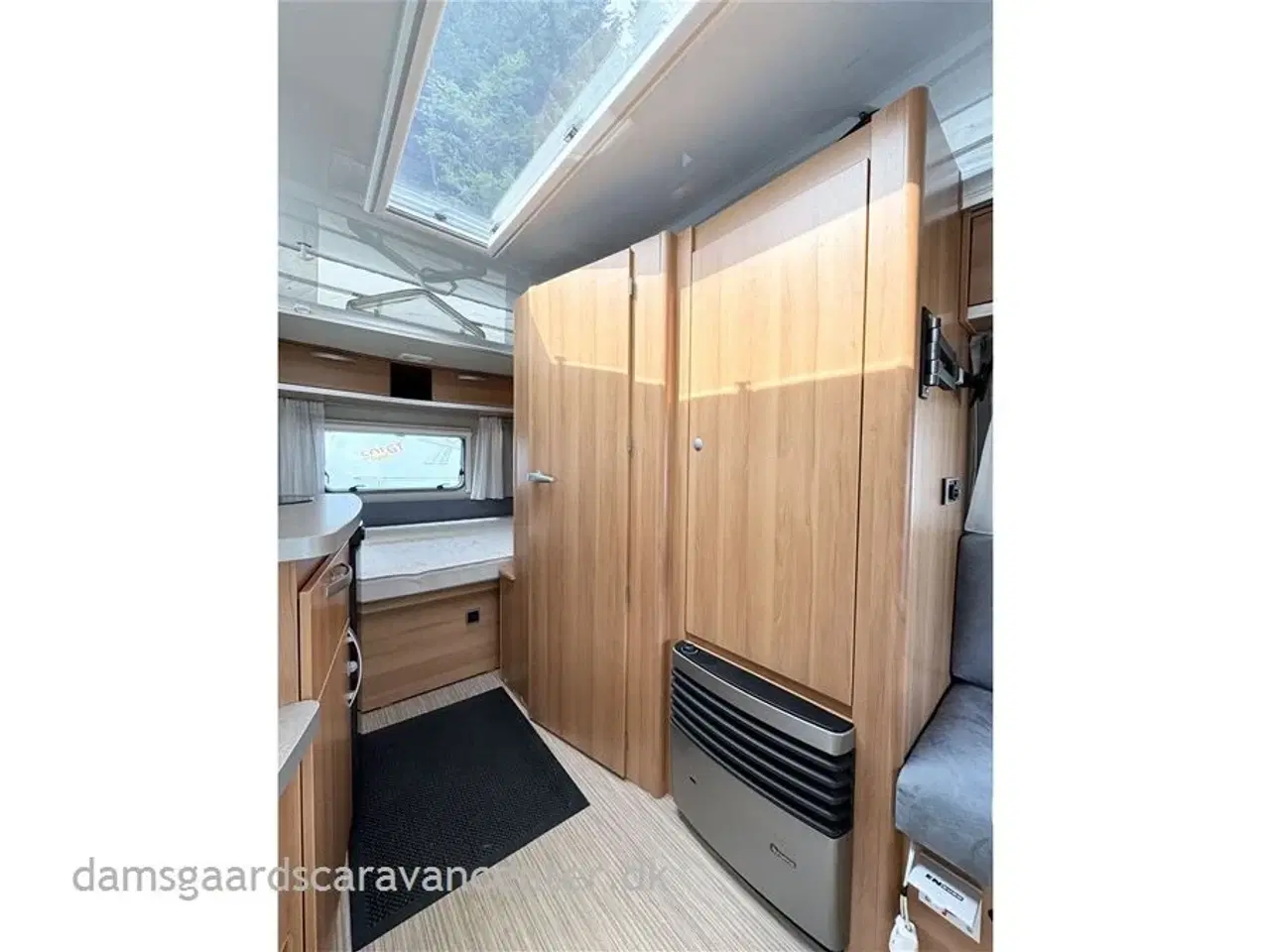 Billede 5 - 2015 - Hymer Feeling 425   Dobbeltseng-Mover-Let vogn