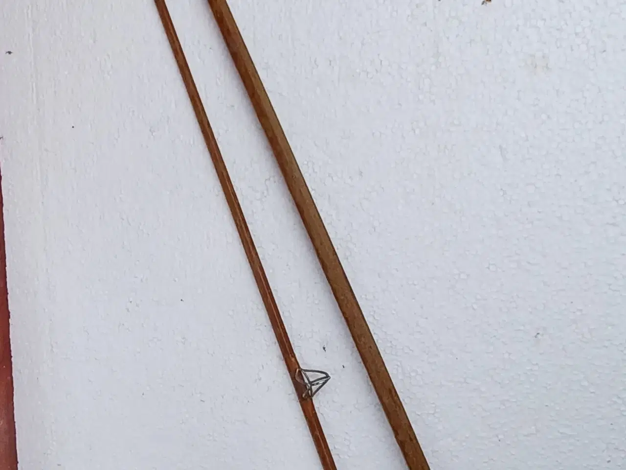 Billede 1 - Antik fiskestang og fangstkrog.