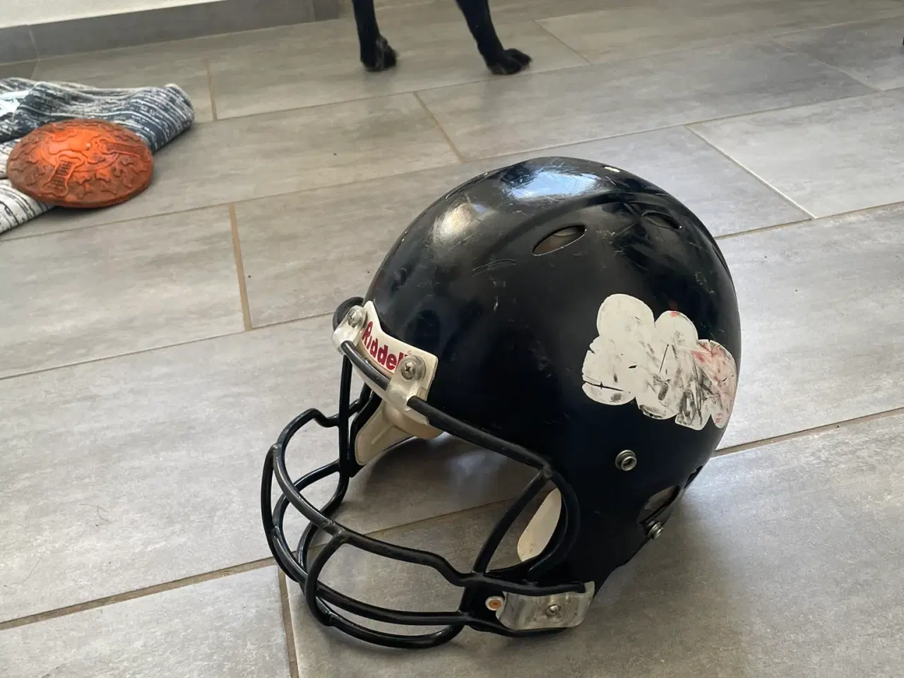 Billede 2 - Amerikansk fodboldhjelm, Riddell, Str. M