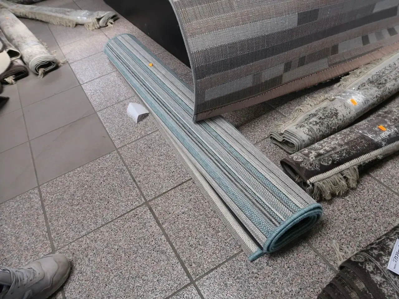 Billede 2 - Gulvtæppe