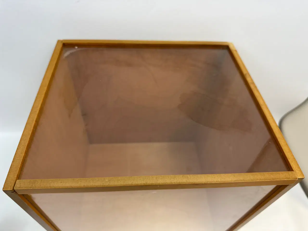 Billede 3 - Udstillingskasse i træ m. aftageligt låg