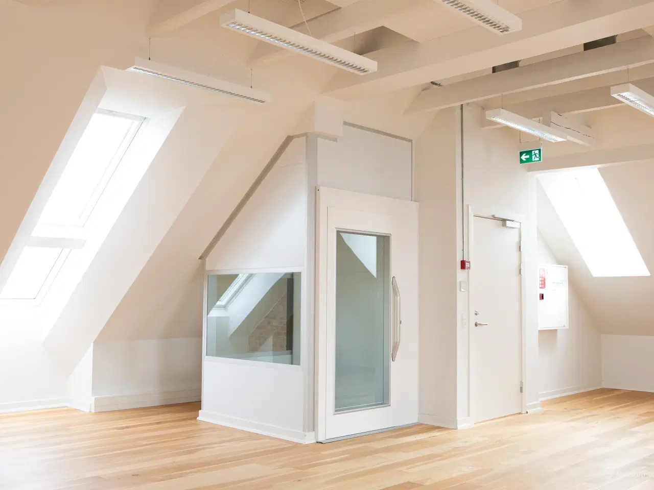 Billede 8 - Fleksible kvadratmeter i tidligere ikonisk byskole