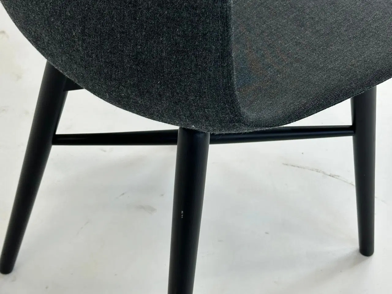 Billede 10 - Langue Original Stol (Anthracite grey) fra NORR11