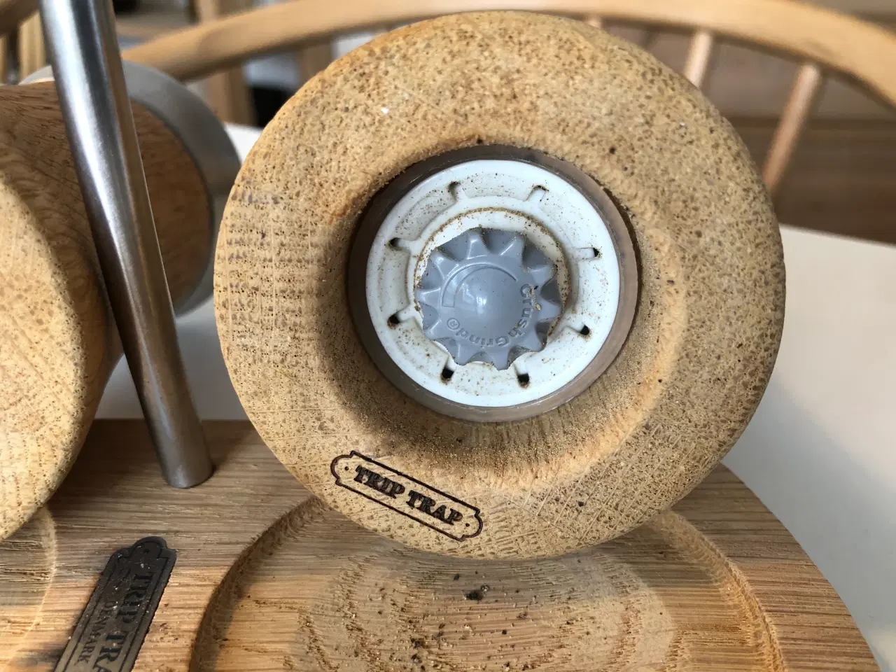 Billede 9 - Salt og pebersæt fra Trip Trap i lyst egetræ