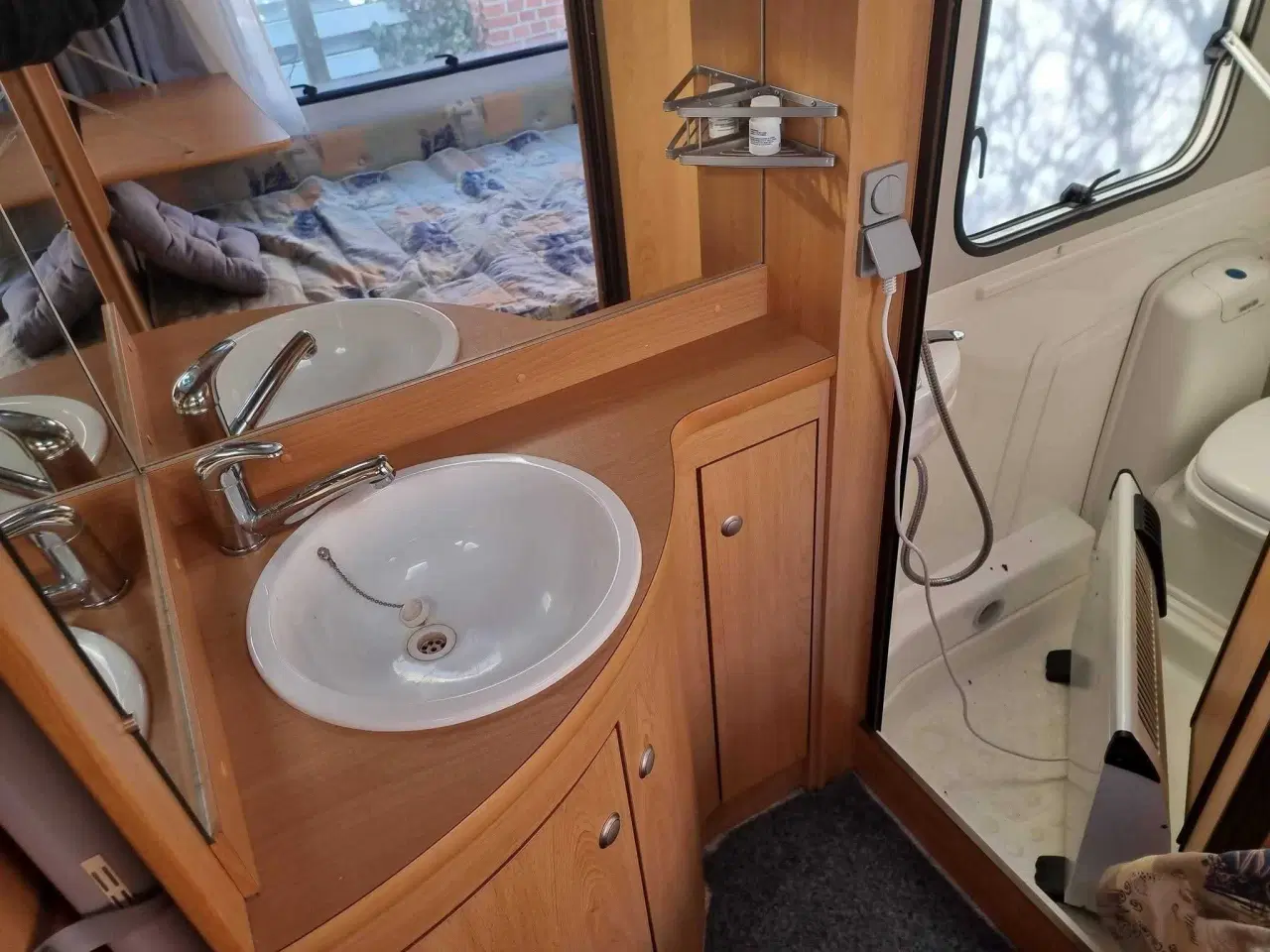 Billede 2 - Campingvogn udlejes