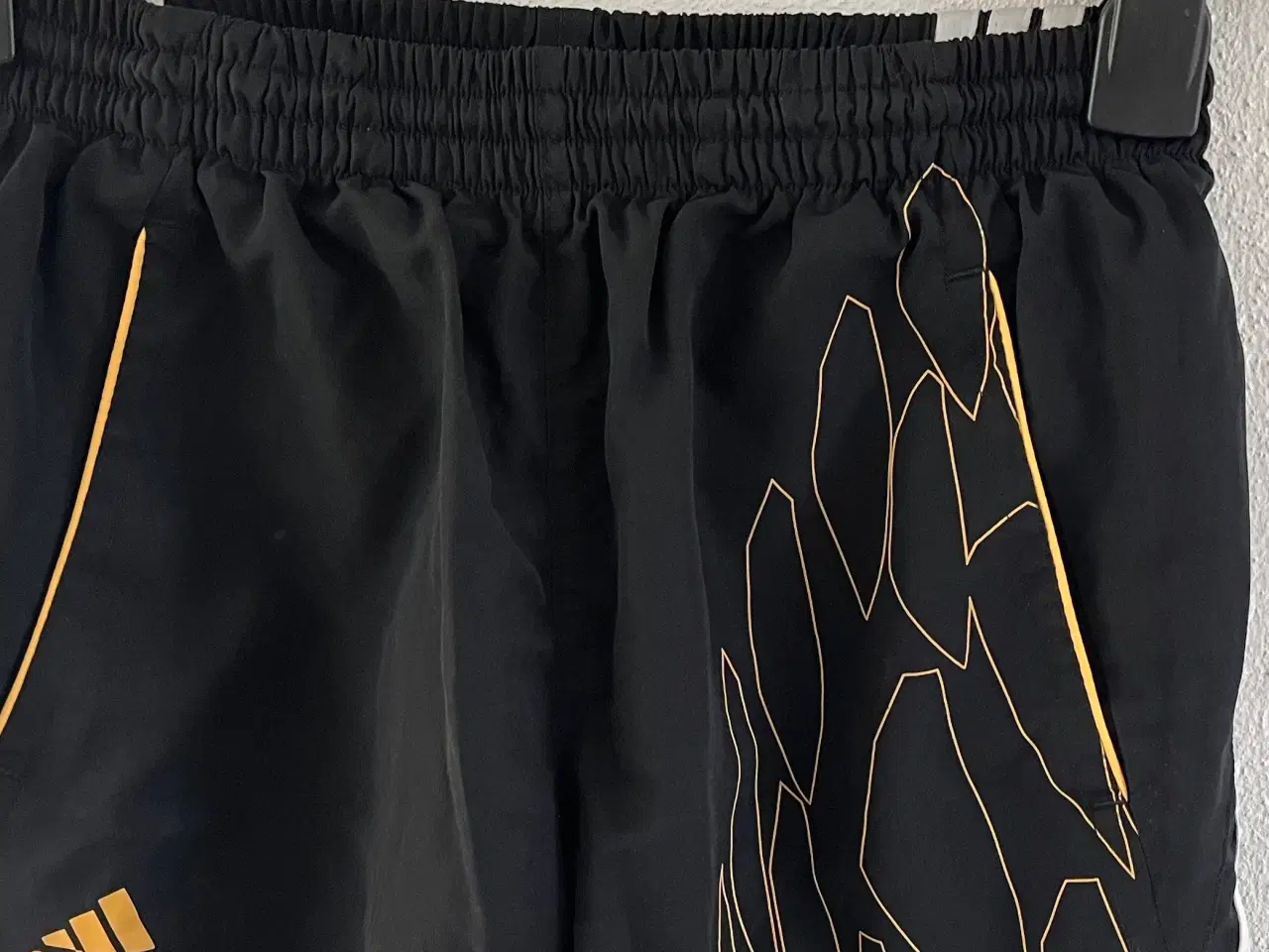 Billede 2 - Shorts str.164
