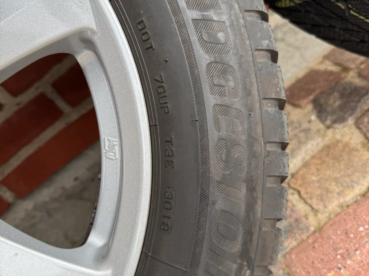 Billede 4 - Alufælge, 17" med vinterdæk.