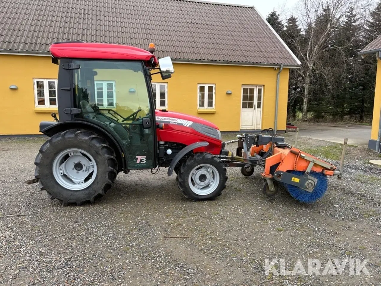 Billede 6 - Minitraktor McCormick GM45 med kost