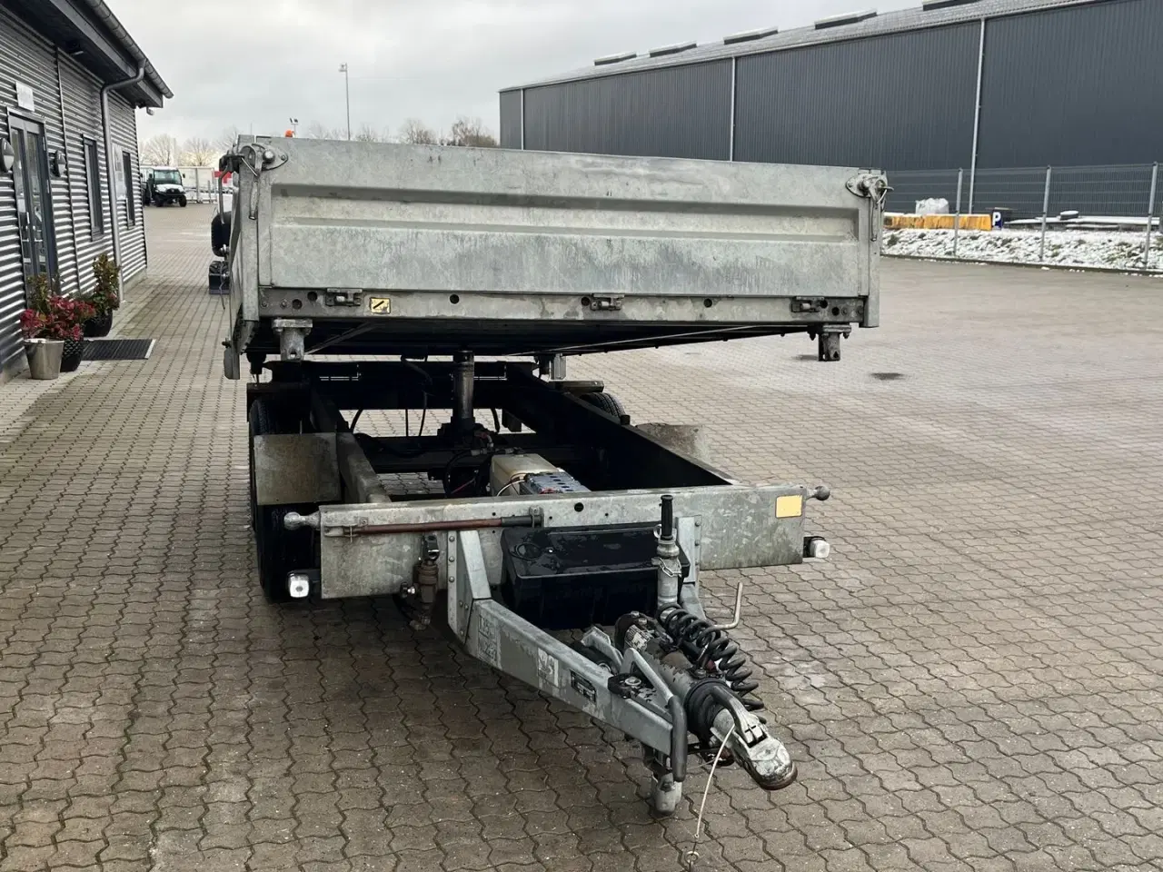 Billede 13 - Brenderup 3500 kg. med 3-vejs tip