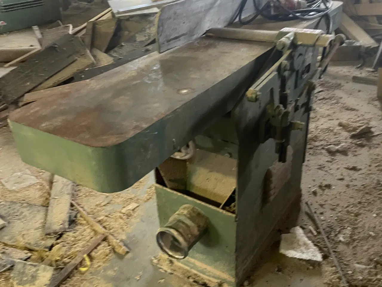 Billede 1 - Afretter