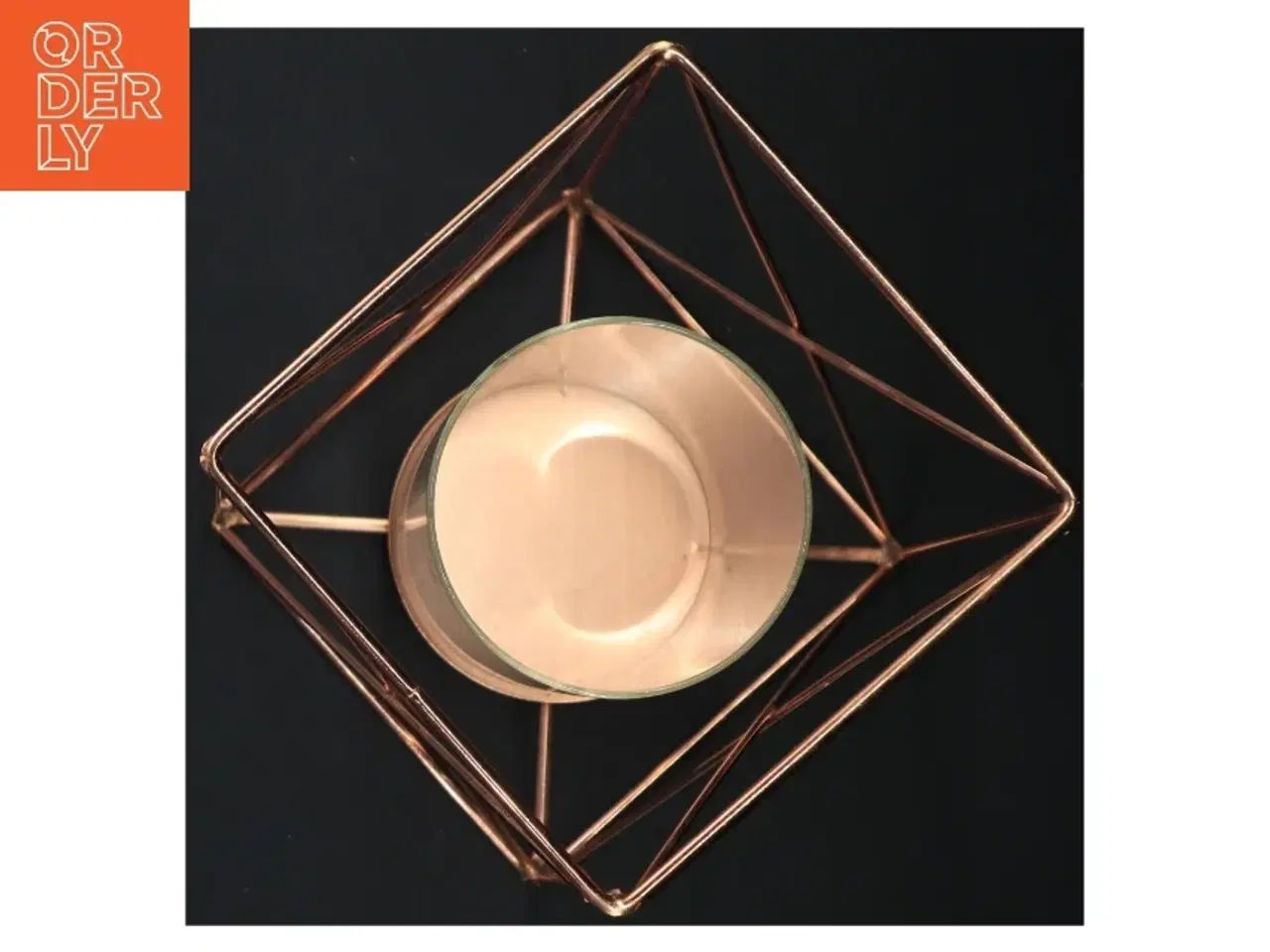 Billede 4 - Kobbetfarvet geometrisk lysestage i metal (str. 20x14x14 cm)