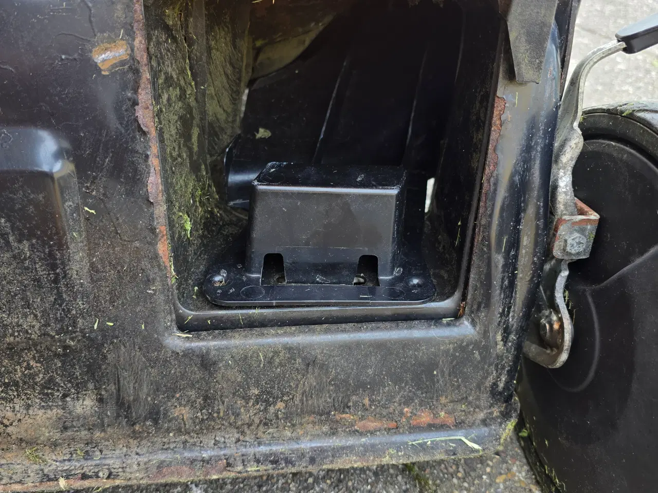 Billede 8 - Plæneklippe Stiga S48 SA 45