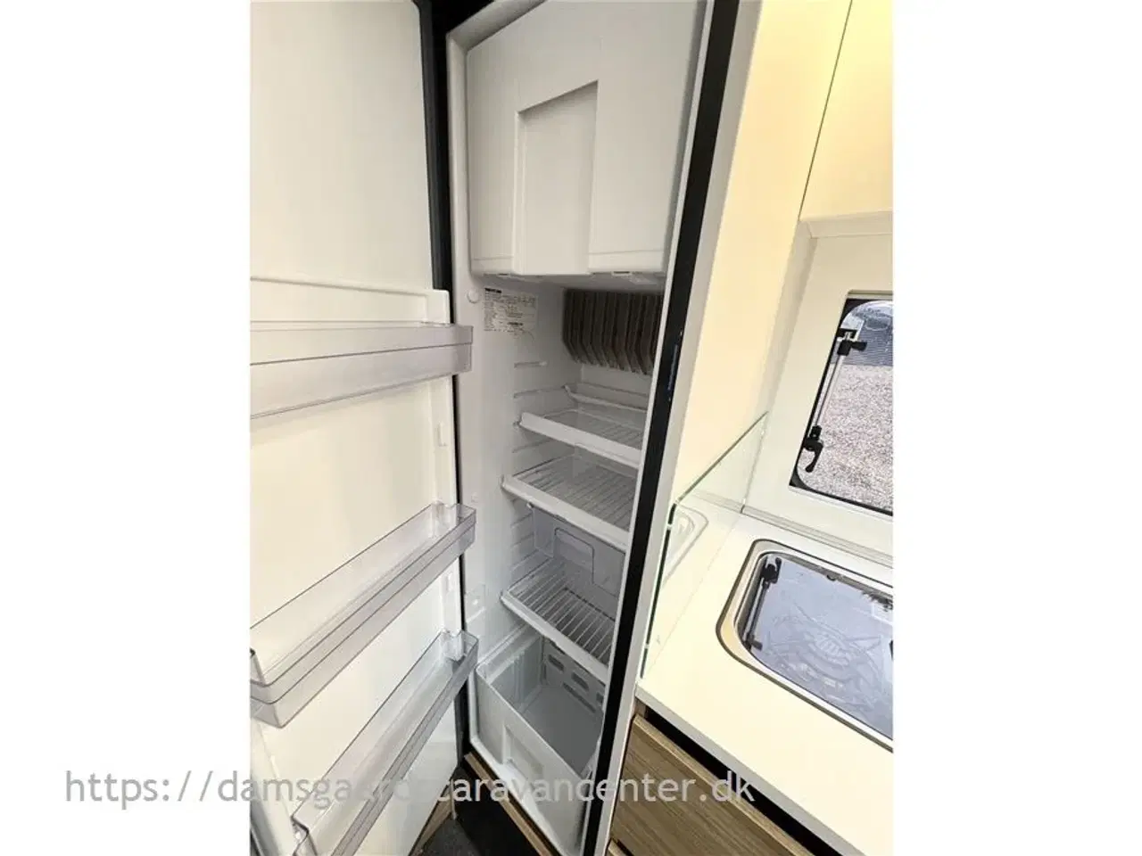 Billede 15 - 2021 - Adria Action 391 PD Dobbeltseng-Gulvtemp.-Mover-Telt