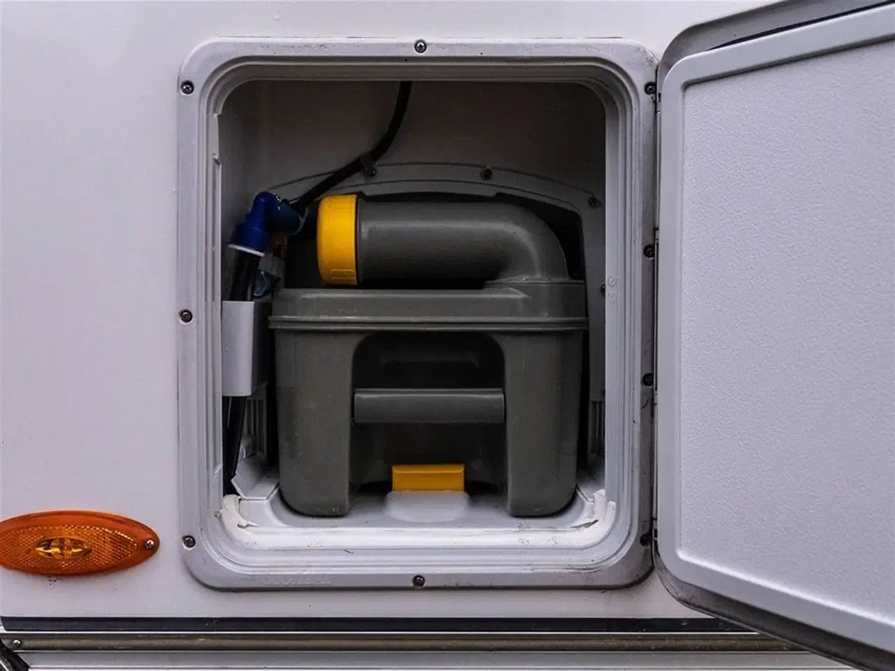 Billede 59 - 2013 - Adria Adora 563 PT   Rigtig fin vogn med køjer og dobbeltseng