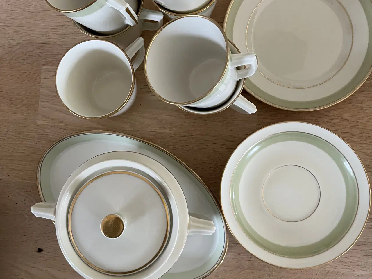 Billede 1 - Kaffestel Royal Copenhagen "Guld-Grøn" 1951