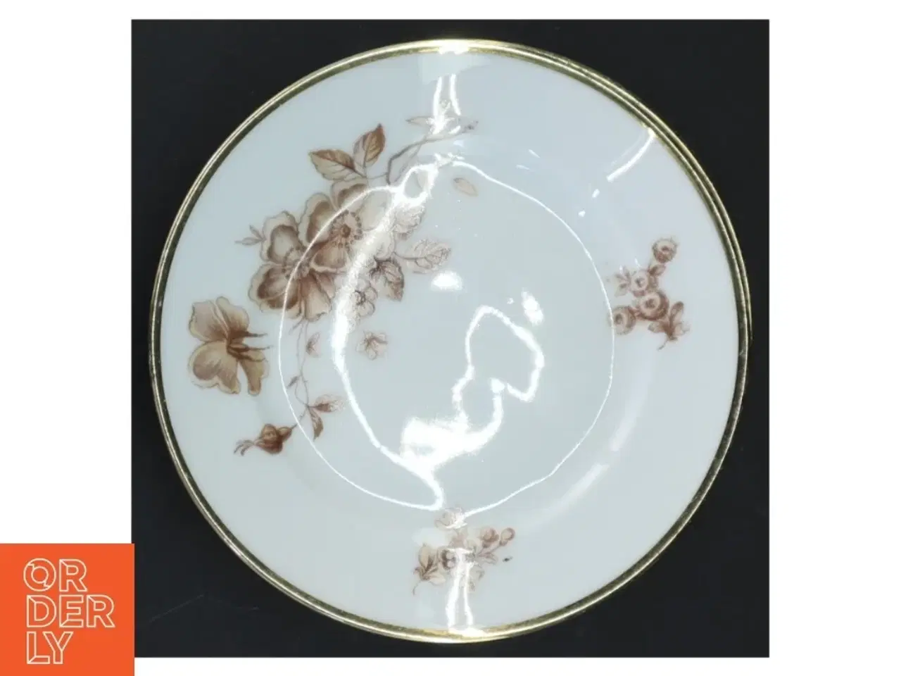 Billede 4 - Porcelænstallerkener med blomstermotiv (str. Ø 15 cm)