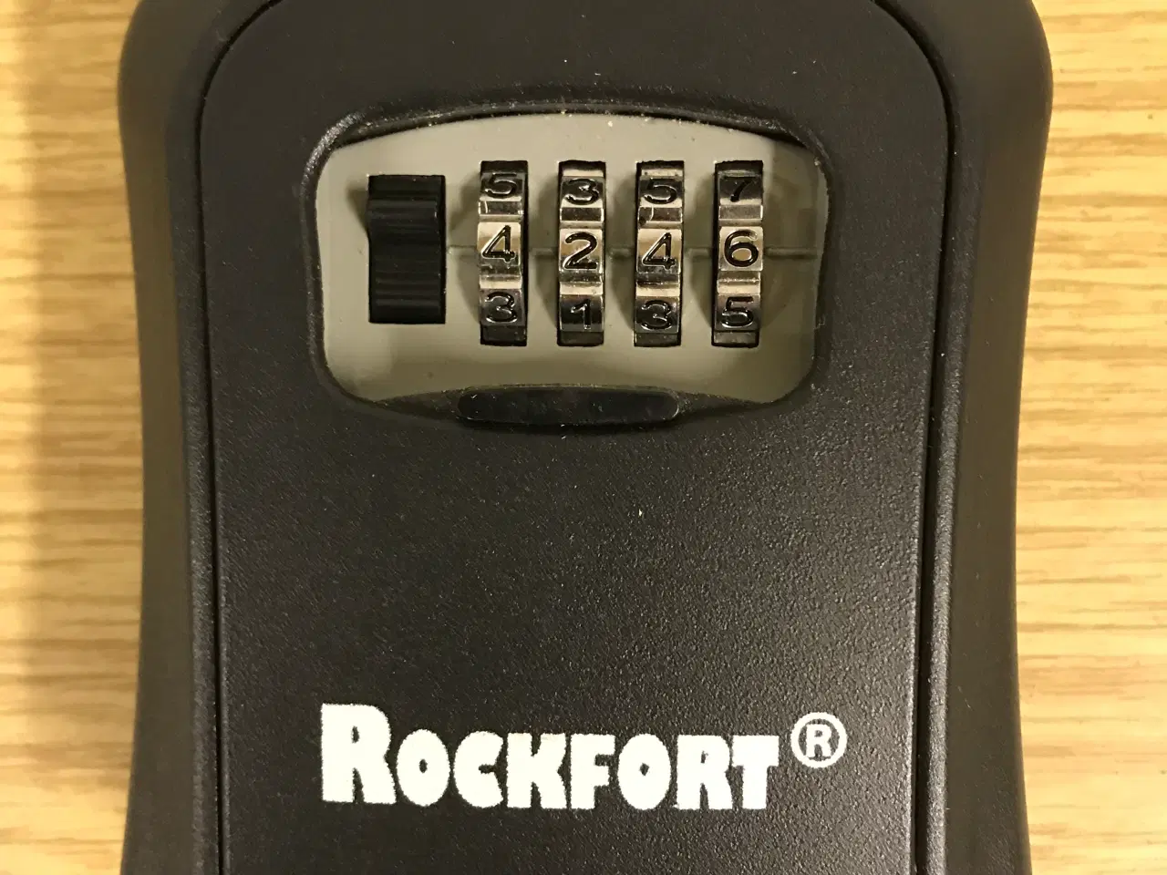 Billede 2 - Nøgleboks med 4 cifret kode