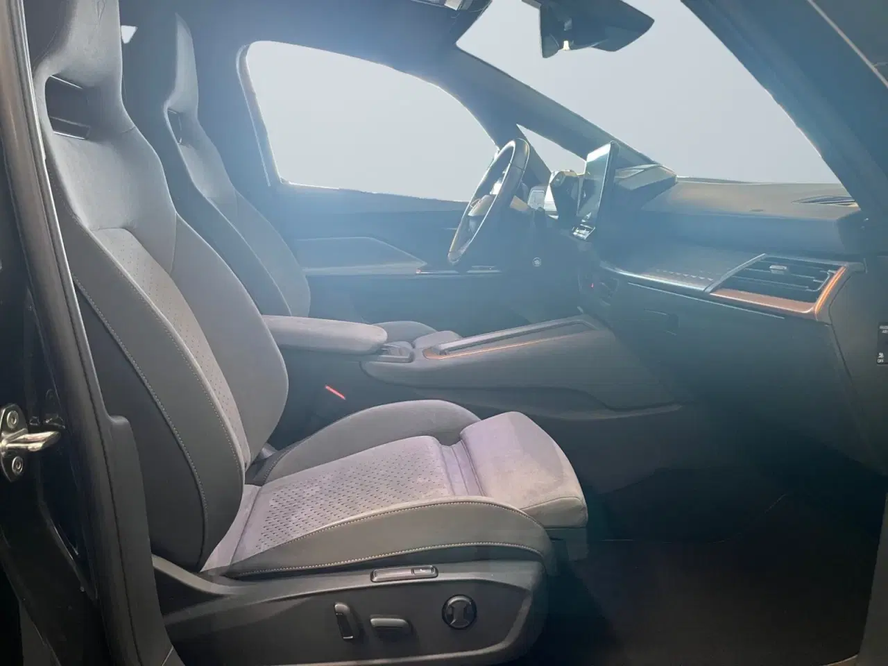 Billede 15 - Cupra Born 77 e-Boost Dinamica Pack High