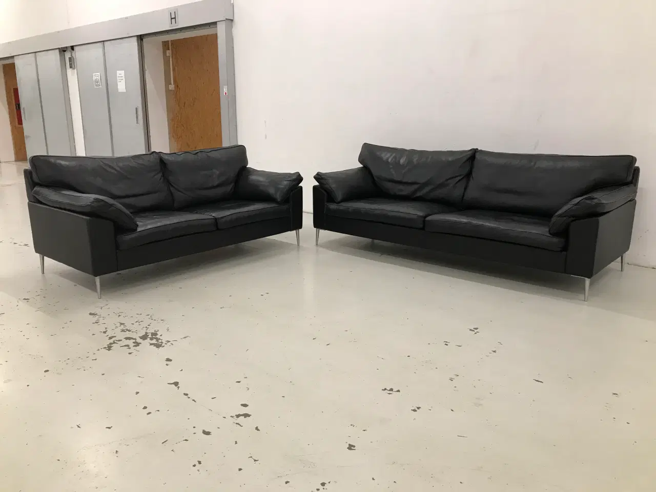 Billede 1 - Søren Lund SL329 2x3 Pers.Sofagruppe i sort læder.