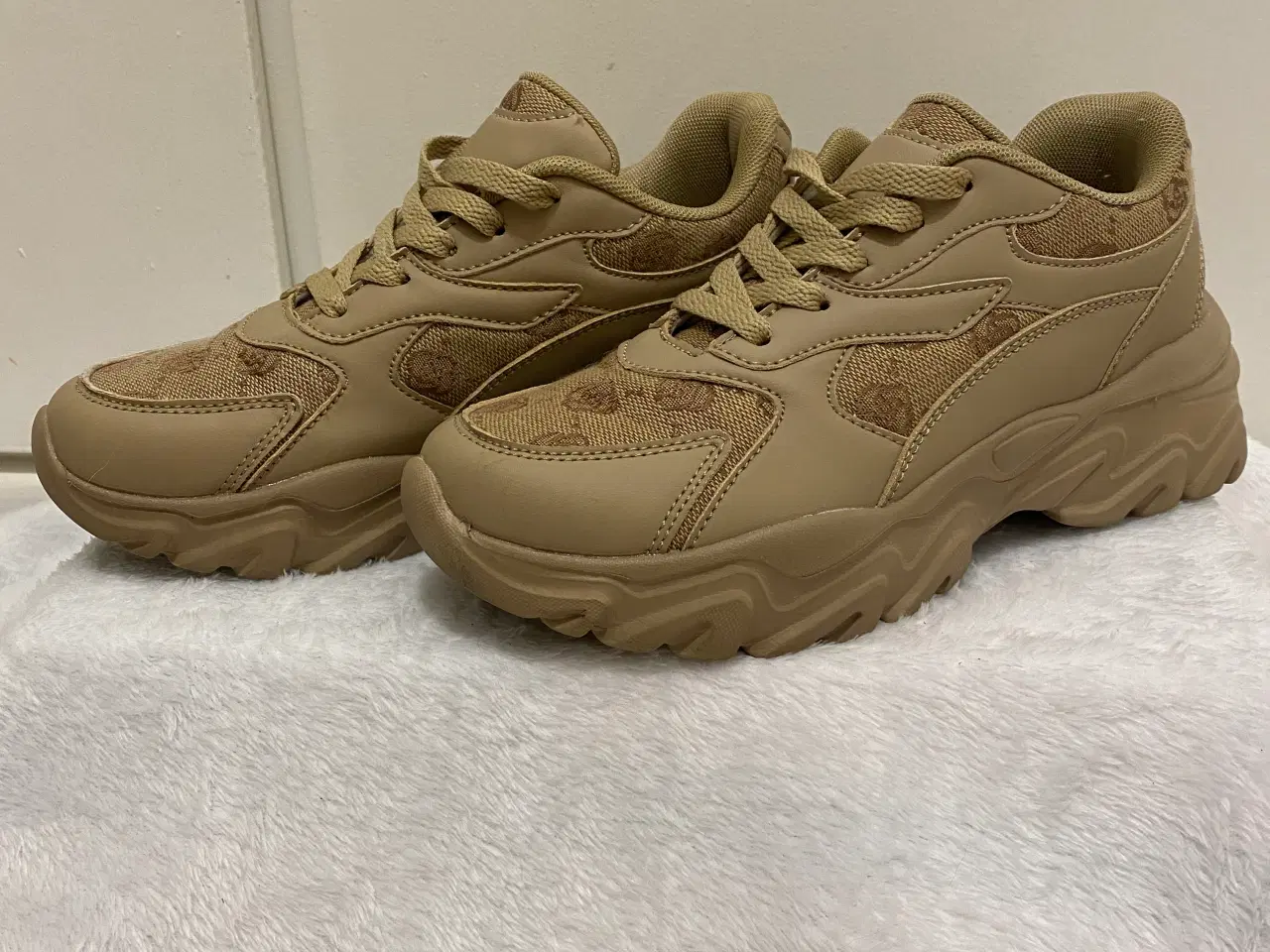 Billede 3 - Flotte sneakers