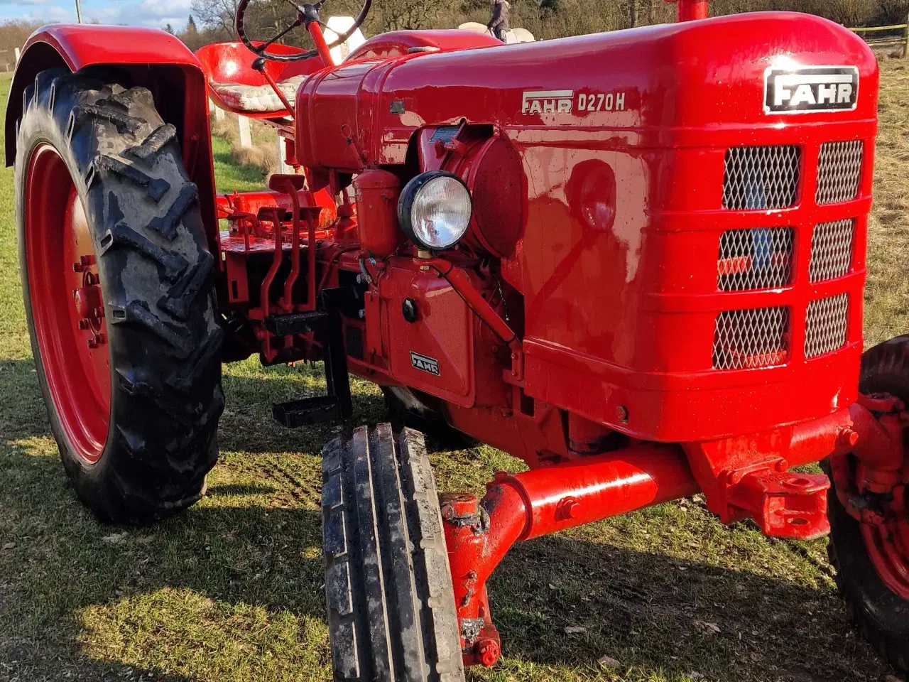 Billede 1 - Flot og sjælden FAHR D270H veterantraktor