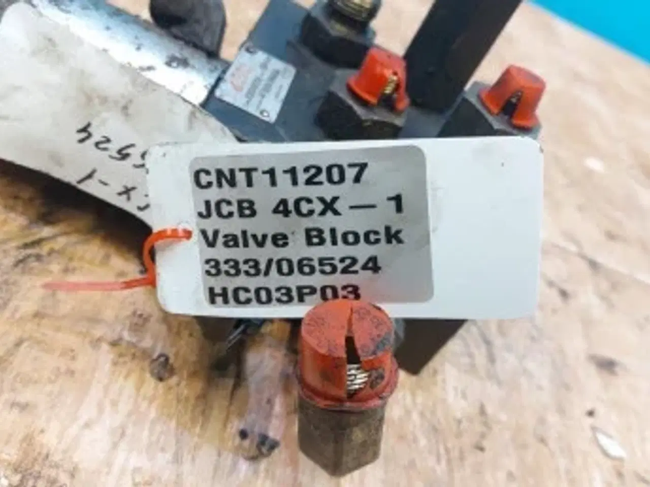 Billede 8 - JCB 4CX Ventilblok 333/06524 