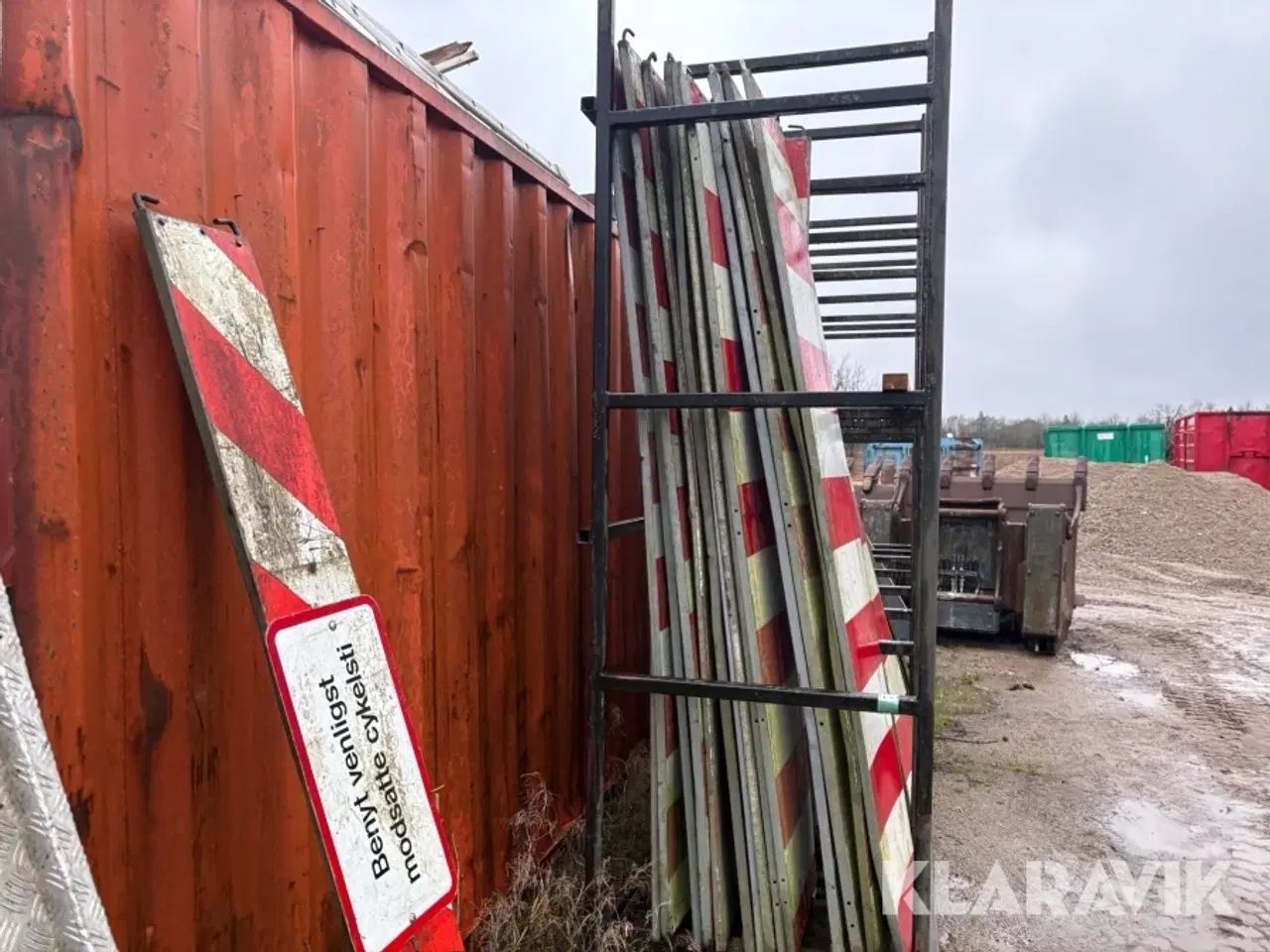 Billede 2 - Stativ med vejskilte cirka 39 skilte