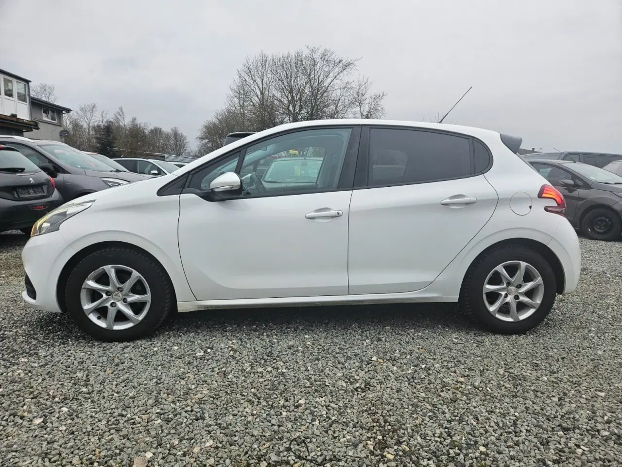 Billede 3 - Peugeot 208 1,2 VTi 82 Allure Sky