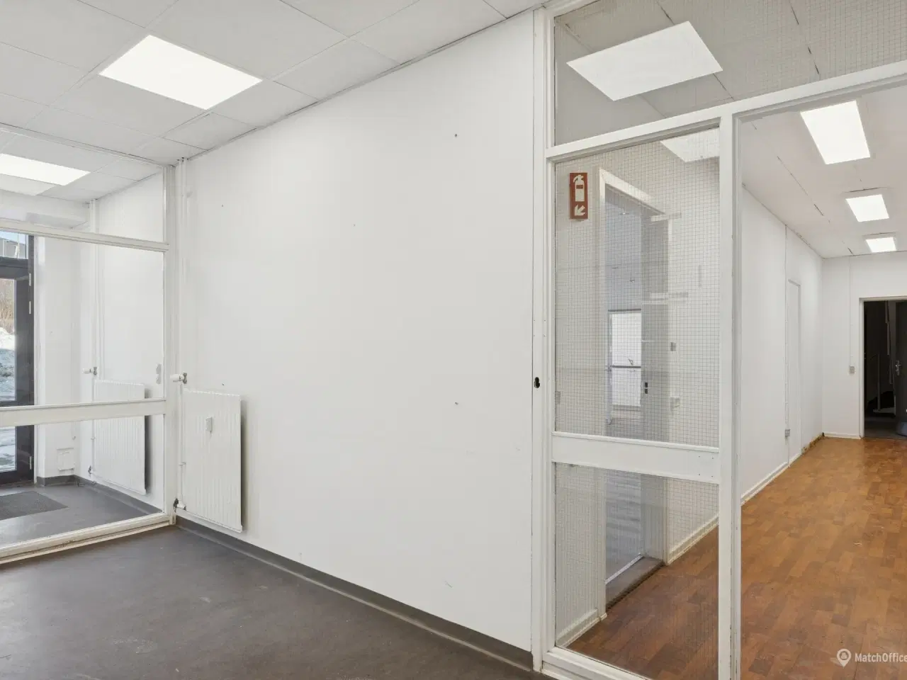 Billede 3 - Kontorlejemål 305 m² tæt på København med bad og omklædning