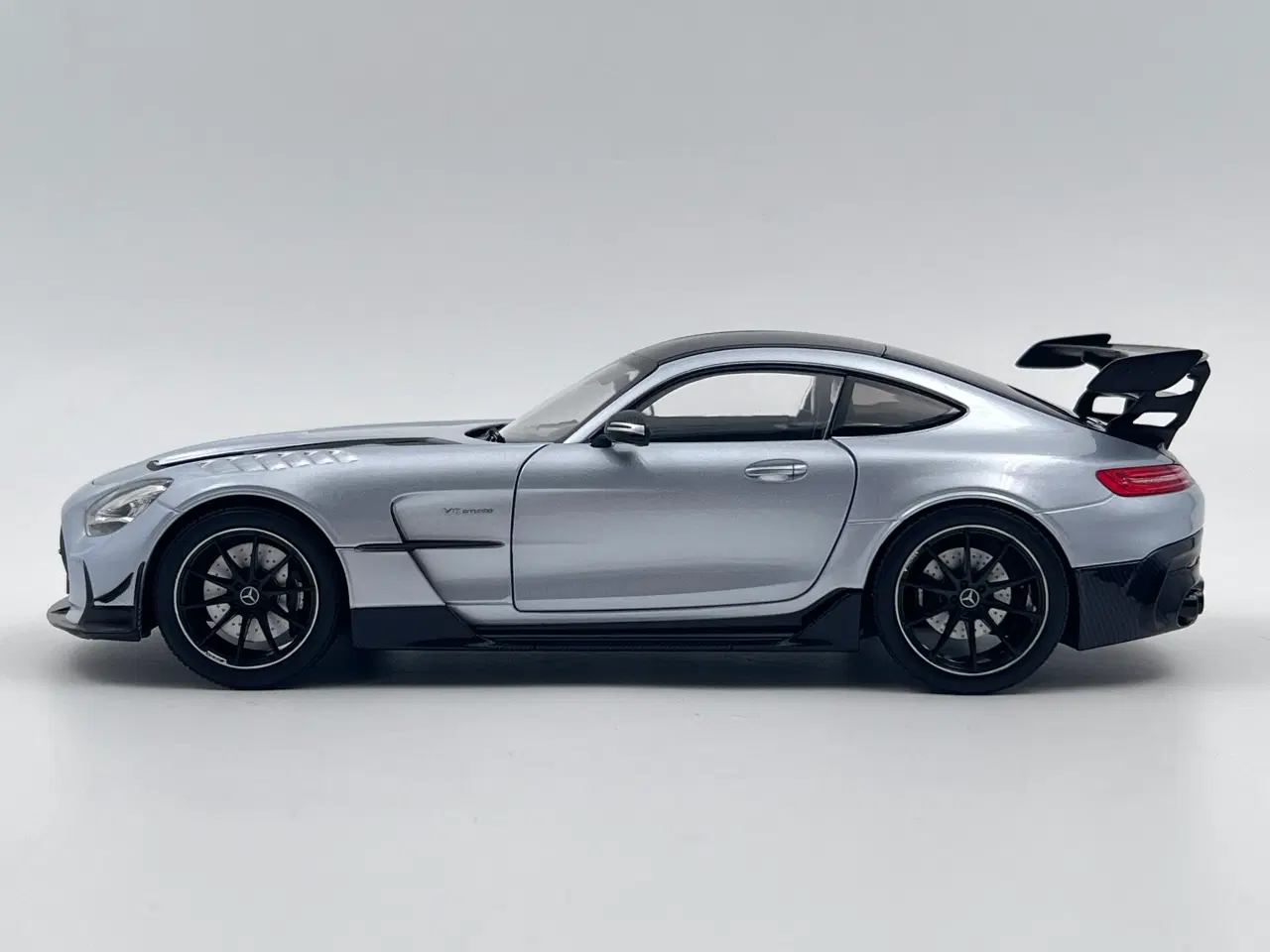 Billede 2 - 2020 Mercedes AMG GT Black Series Coupé - 1:18