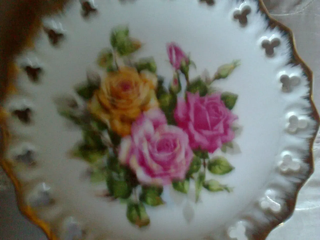 Billede 2 - Blomster platter 5 stk