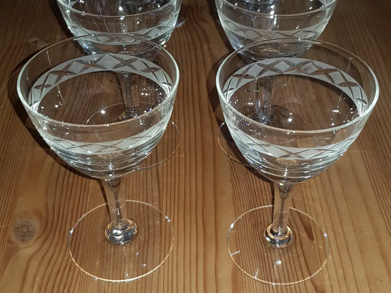Billede 1 - Ejby klare hvidvinsglas fra Holmegård