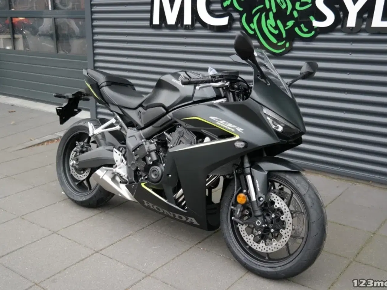 Billede 2 - Honda CBR 650 R E-Clutch MC-SYD       BYTTER GERNE