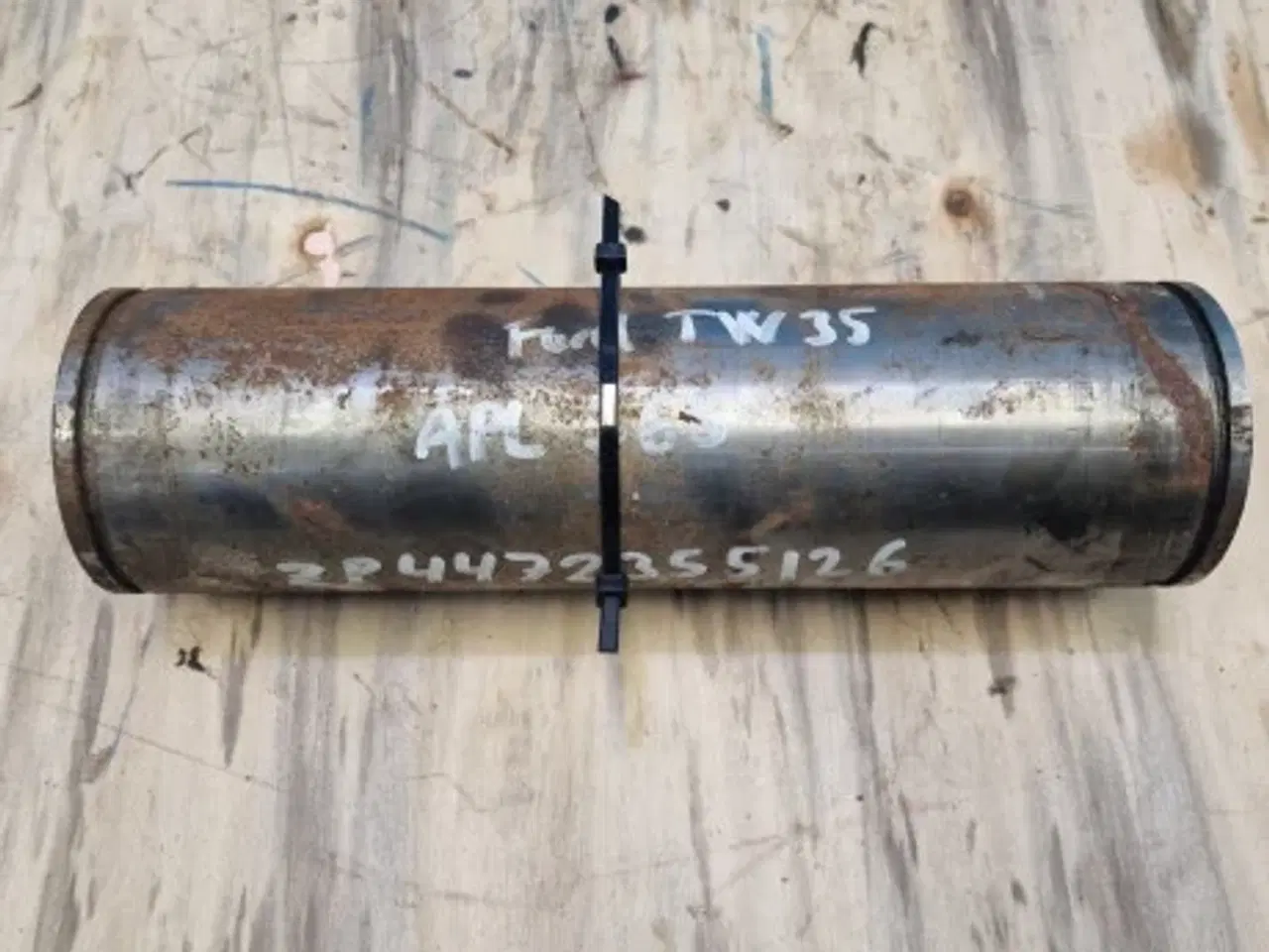 Billede 5 - Ford TW35 Styrecylinder ZP4472355126 APL 365