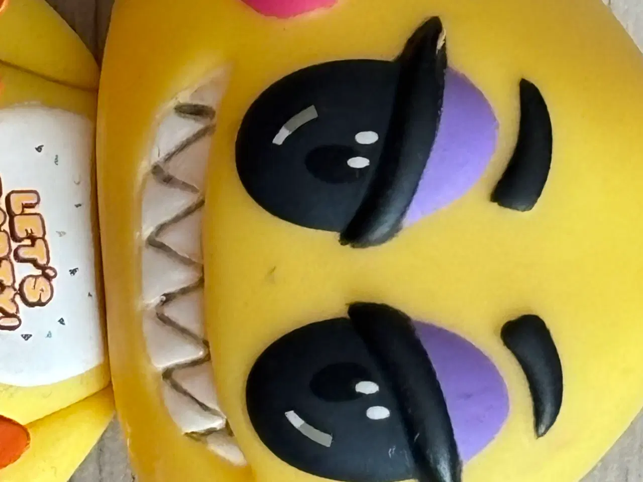 Billede 3 - Five Nights at Freddy’s Chica figur – gul