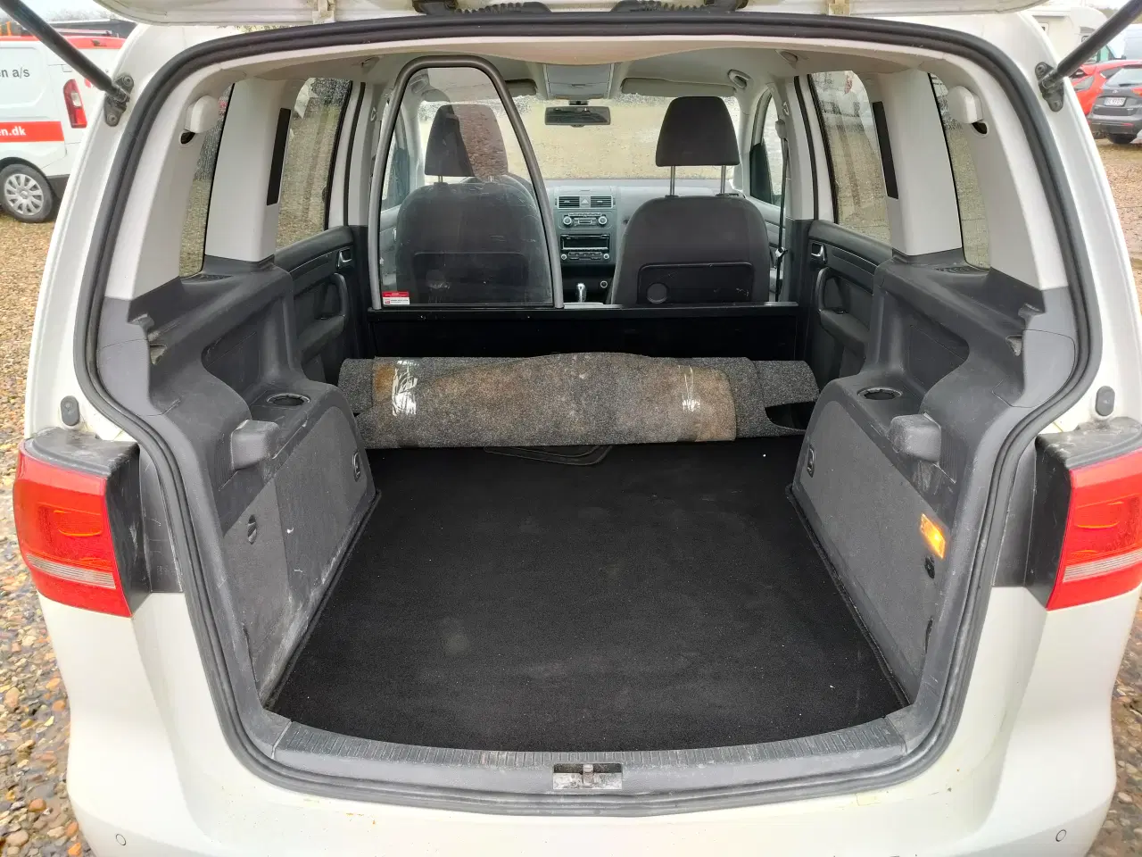 Billede 12 - VW Touran 2,0 TDI Automatgear godt brugt 