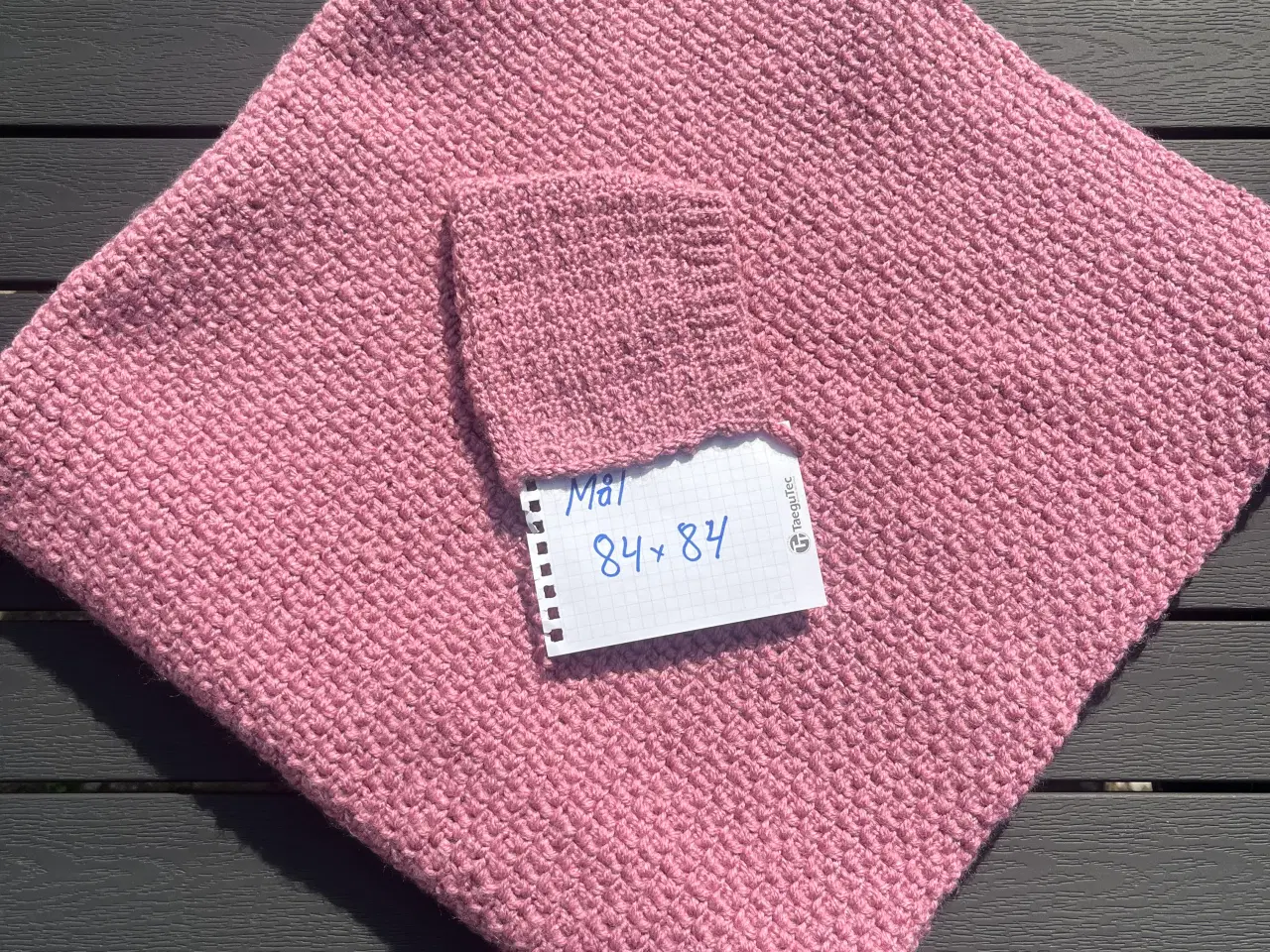 Billede 1 - Hæklet Babytæppe farven gammel rosa
