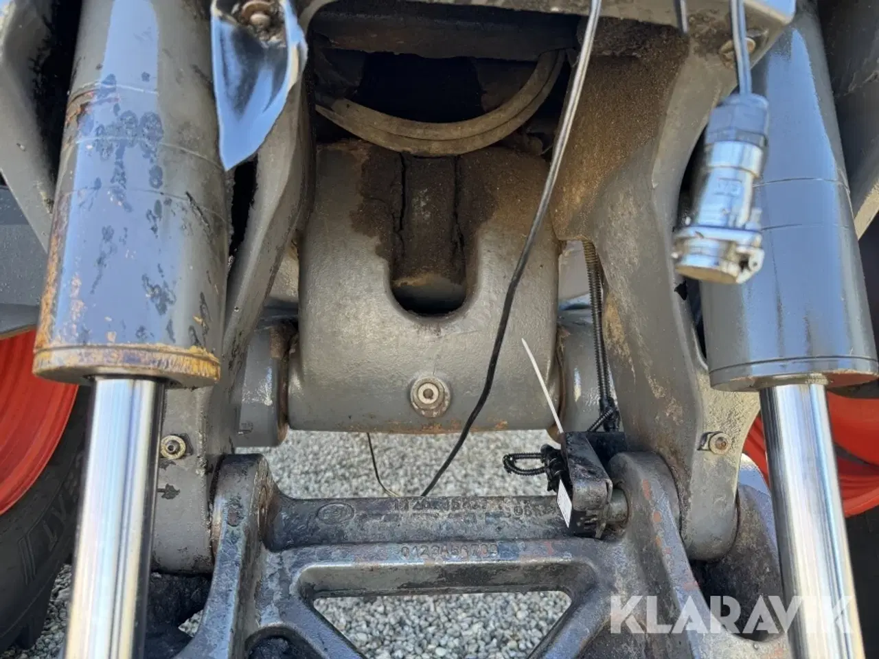 Billede 10 - Traktor Claas Axion 950