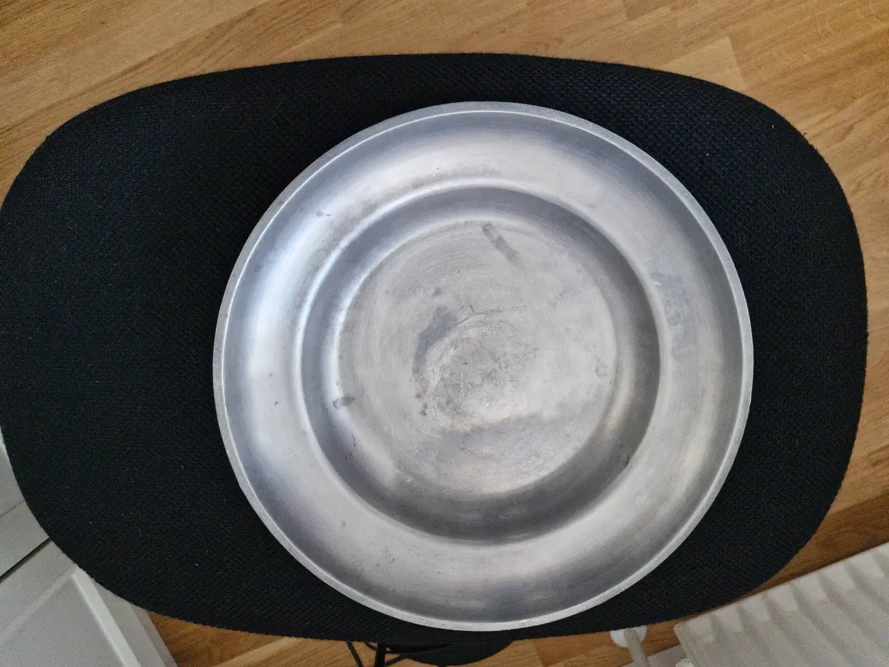 Billede 1 - Stort bordfad i tin af mærket FV-TREKRONER