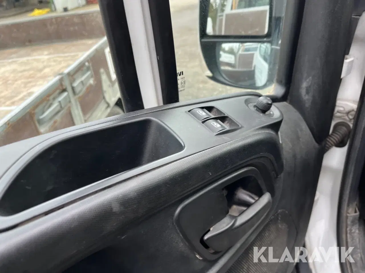 Billede 10 - Varebil Iveco 35s15 2,3D 10,8M3