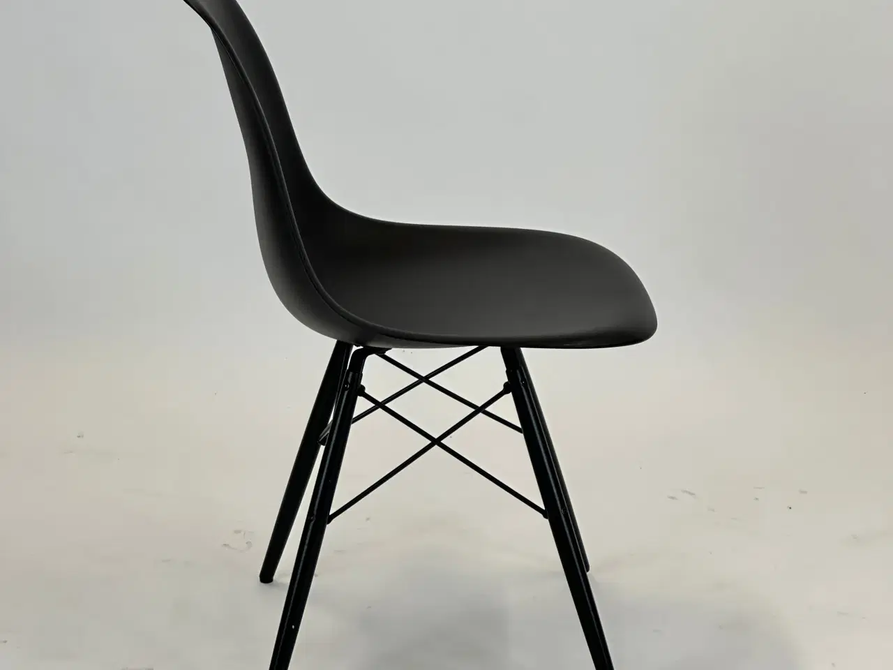 Billede 6 - Eames Plastic Side Chair DSW - Vitra