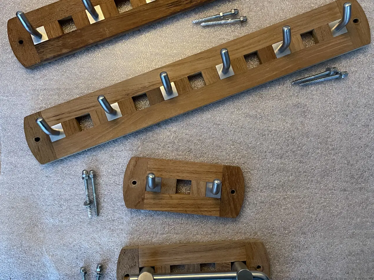 Billede 1 - TripTrap knagerække og toiletpapirholder i teaktræ