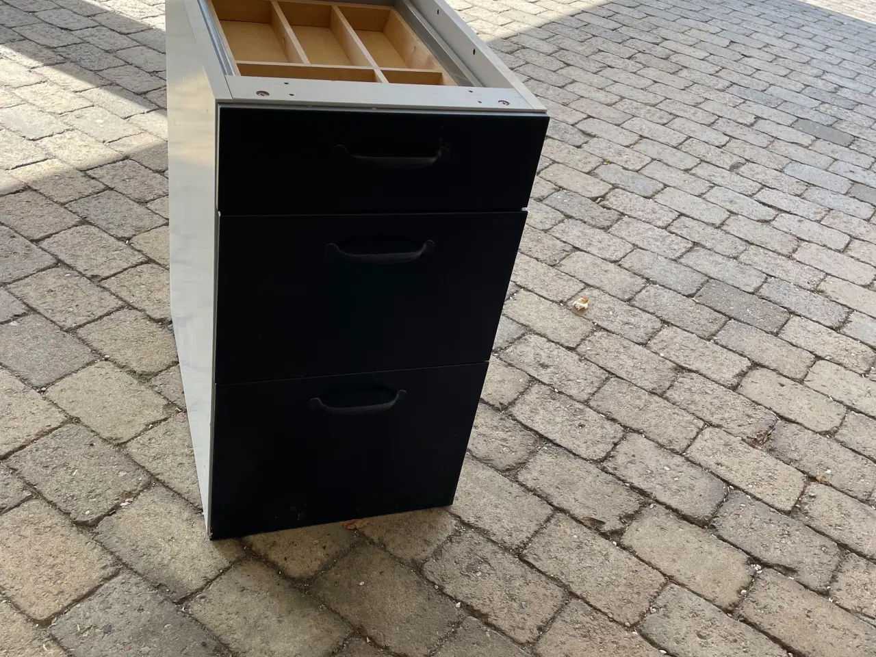 Billede 2 - 5 stk. Ikea skuffeskabe. Pæn stand. 