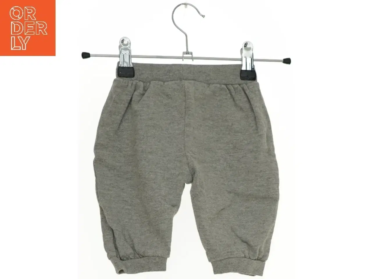 Billede 2 - Grå babybukser fra Mads & Mette (str. 62)