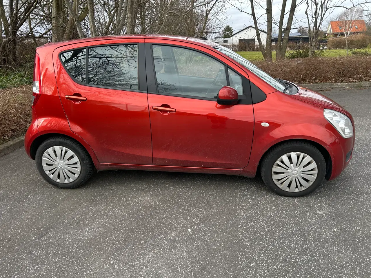 Billede 9 - Fin lille by bil