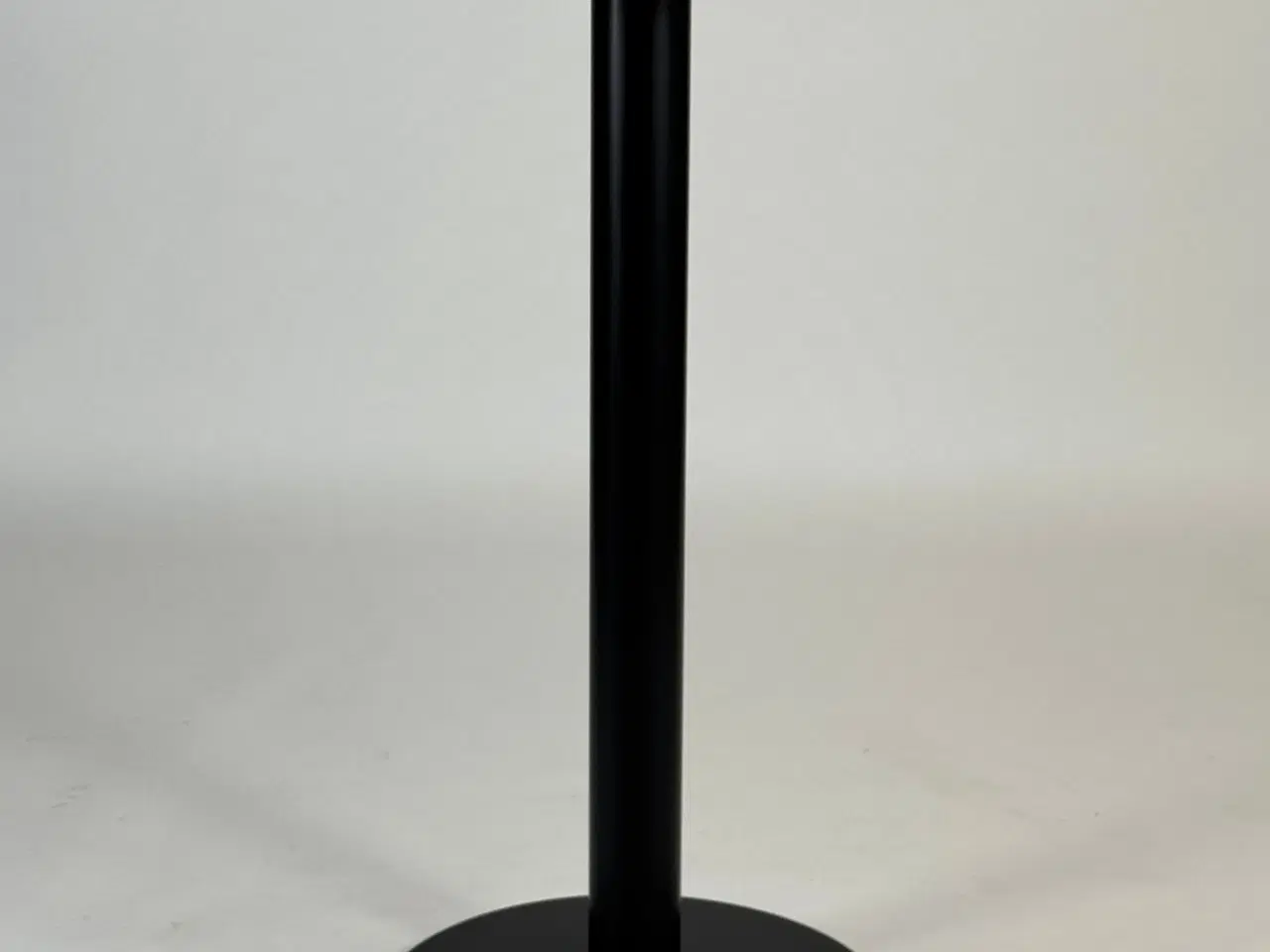 Billede 3 - Højbord – Eg/Sort Stel Ø60 cm