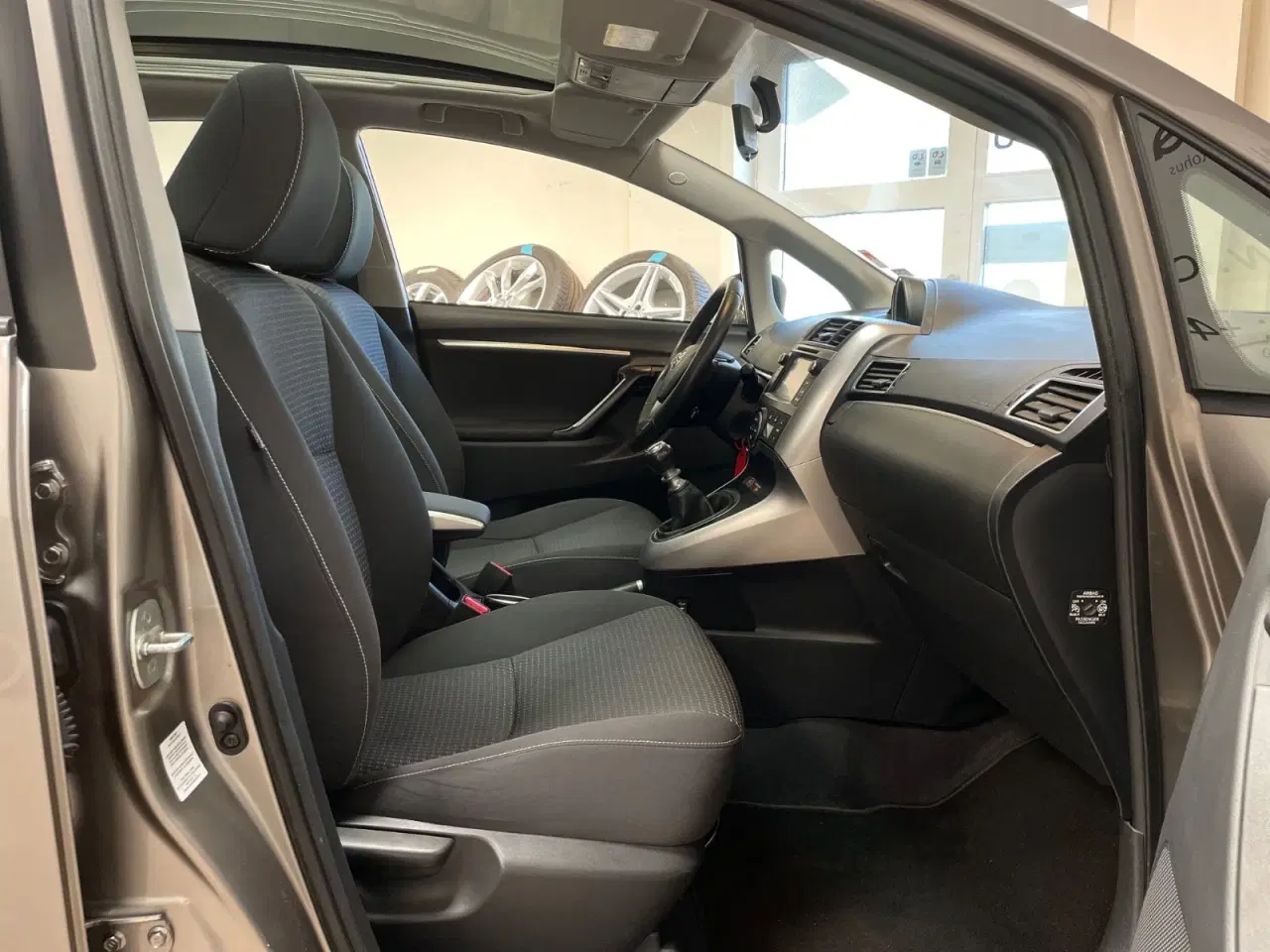 Billede 11 - Toyota Verso 1,6 D-4D T2 Skyview 7prs
