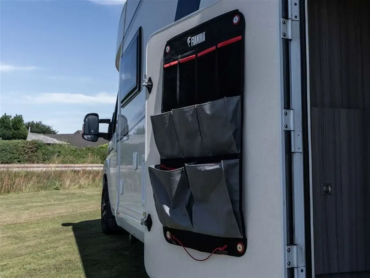 Billede 9 - 2022 - Hobby Ontour Edition V65 GE   Super velholdt enkeltsenges camper