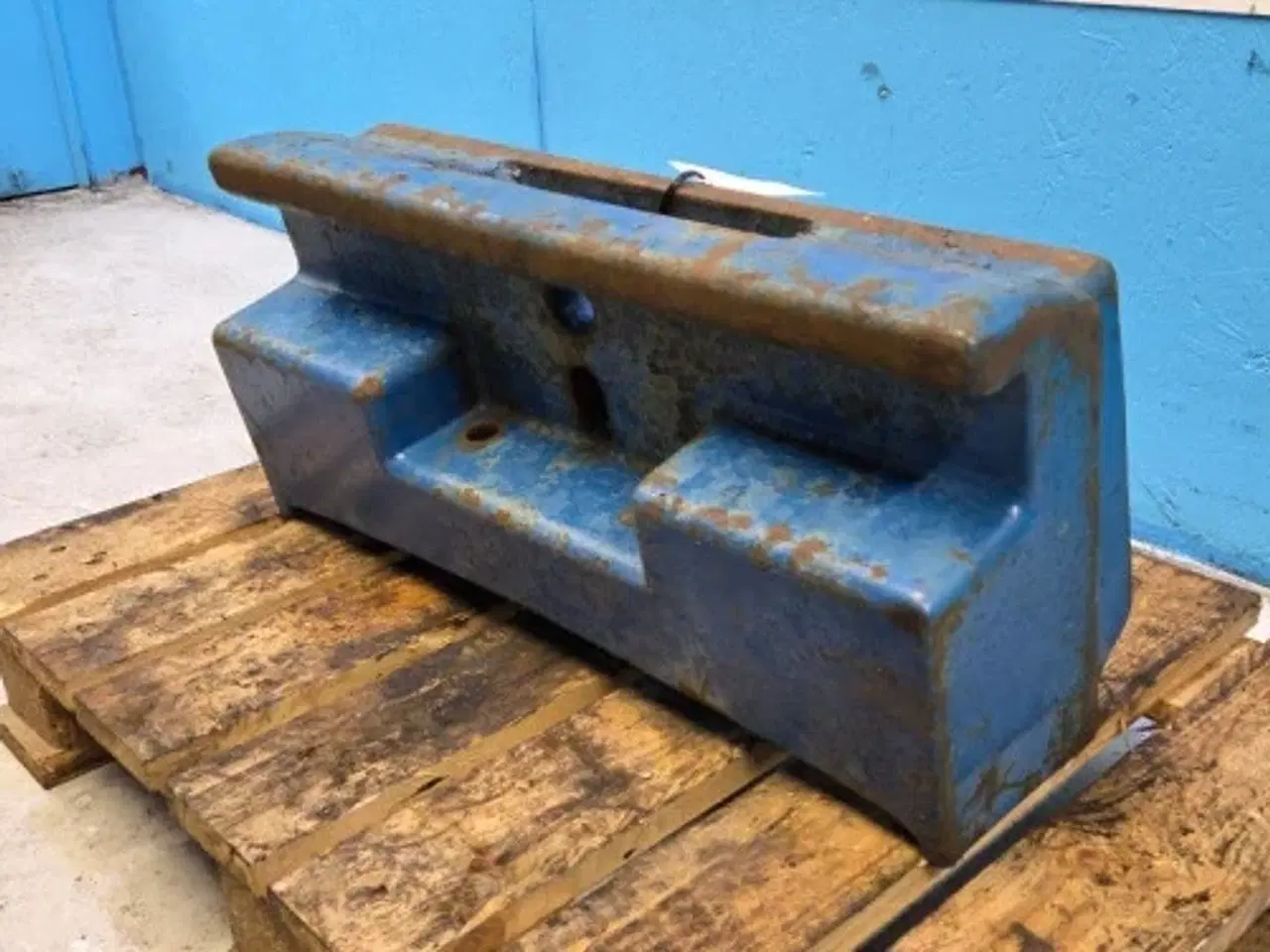 Billede 9 - Ford 4610 Frontvægt E0NN3N241AA